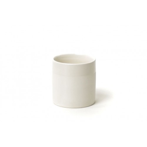 Stoneware cup Cyl, black and white transition (Kinta)