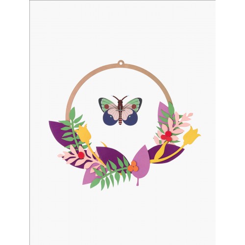 Flower wreath, butterfly (Studio ROOF)