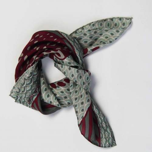 Small square silk scarf, Jade bordeaux (Les Belles Vagabondes)